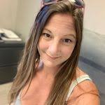 Angie Reich's Instagram, Twitter & Facebook