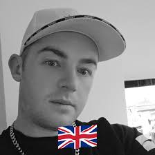 Can't hear girlfriend in Phasmophobia proximity chat?