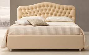 Il divano trasformabile è un mobile indispensabile per i piccoli spazi! Letti Imbottiti Letto Matrimoniale Con Contenitore