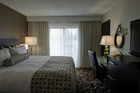 picture of crowne plaza kitchener