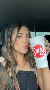 SHE GOT ONE ❤️💙 now searching high and low for Skylar and Julian!