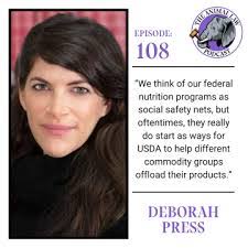 Gina Bates's Instagram, Twitter & Facebook