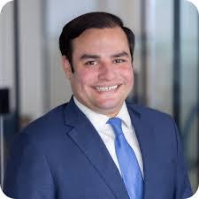 Daniel Meneses's Instagram, Twitter & Facebook