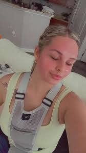 Mandy Jahnke's Instagram, Twitter & Facebook