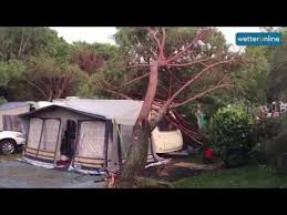 Juli hat uns der hagel in san felice getroffen. Italien Unwetter Verwustet Campingplatz 11 08 2017 Youtube