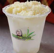 Kuliner Unik Es Kelapa Mamadecoco