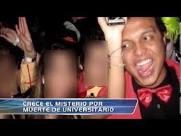 Desde el primer momento, los padres del joven fallecido sostuvieron que lo que le sucedió a su hijo aquel 31 de octubre de 2010 no fue un jorge colmenares, abogado y hermano de la víctima, señaló a bbc mundo que su hermano tenía al menos 11 heridas en el cuerpo que no. Se Conocen Mas Fotos Del Estudiante De Los Andes Que Murio Hace Un Ano Youtube