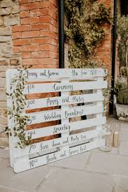 Pallet Wedding Decoration Ideas Barn Wedding Decorations Pallet Wedding Diy Wedding Decorations