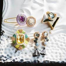 刺しゅうとビジューで仕立てる 大人の輝きアクセサリーの会 フェリシモ ビーズアクセサリー アクセサリー ハンドメイド ピアス 作り方