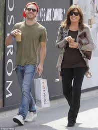 She S A Grandmother 72 Year Old Linda Gray Steps Out With Her Grandson Defying The Generation Gap With Her Youthful Radiance Linda Gray Generation Gap Dallas Tv Show