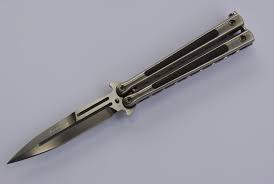 Pin By Chris Christman On Butterfly Knives Butterfly Knife Knife Knives And Swords