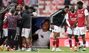 The best gifs are on giphy. Gabriel Magalhaes Loses Tooth After Being Elbowed In The Face Amid David Luiz Farewell Celebrations Daily Mail Online