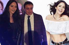 Albüm çalışmasıyla tüm dikkatleri üzerine çeken gizem tuncer'in yeni imajı görenleri. Mahmut Tuncer In Kizi Gizem Tuncer In Cezasi Belli Oldu