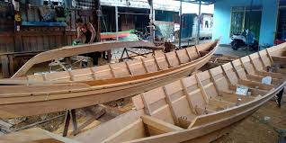 Jawapan di bawah merupakan komponen perahu yang biasanya dihias kecuali a. Tapus Pertahankan Pembuatan Perahu Tradisional Jukung Media Kritis Anak Bangsa