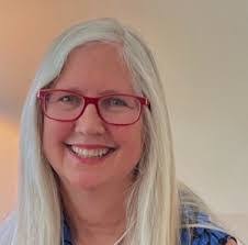 Nancy Knudsen's Instagram, Twitter & Facebook