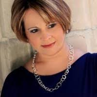 Elaine Enriquez's Instagram, Twitter & Facebook