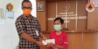 Unknown 4 oktober 2020 21.54. Bocah Sd Sumbang Rp5 Juta Untuk Penanganan Covid 19 Di Yogyakarta Merdeka Com