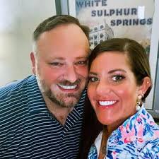 Julia E. Bolt and Montgomery R. Tuckwiller's Wedding Registry