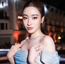 Đỗ Mỹ Linh (@MissVietnamDoMyLinh) • Facebook