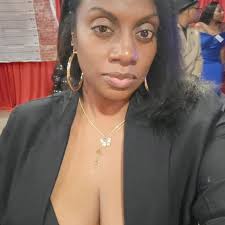 Tichina Arnold explains the dynamic of her