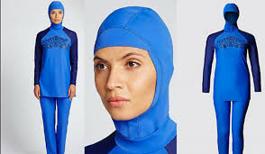 Le Burkini Ample Interdit A La Piscine De Bale En Suisse Marie Claire