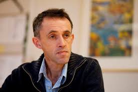 Mange søkjer lærarstillingar