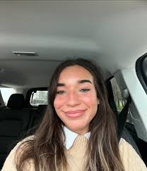 Madelyn Kay's Instagram, Twitter & Facebook