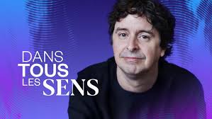 Rattrapage du 24 déc. 2023 : Musique de Pierre Lapointe, d'Elisapie Isaac  et de Claude Léveillée