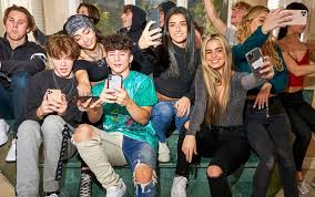 The Hype House Miembros Informacion Y Lo Que Tienes Que Saber Laletrade Biografias Musica Y Letras