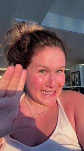 Lenore Blake's Instagram, Twitter & Facebook