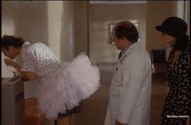 Most important treat all the submitters with. Ace Ventura Gif Ace Ventura Nurse Humor Jim Carrey
