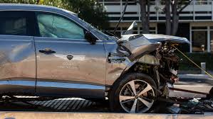 Woods' suv was traveling from 84 to 87 mph on a. Tiger Woods Is Hospitalized After Car Crash The New York Times