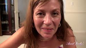 Hot Aunt Fanny Seduces - Curvy Fanny Porn Galore