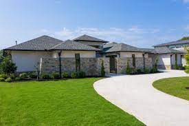 We take your home building ideas and make them a reality. Hollinger Enterprises