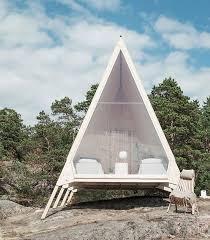 Nolla Cabin Habitation Compacte De 10m2 En Finlande Par Robin Falck Journal Du Design Maison Bois Decoration Maison Petite Maison De Plage