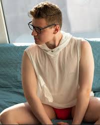 tomhuge OnlyFans - Tom - Creator Profile - Fleshbot