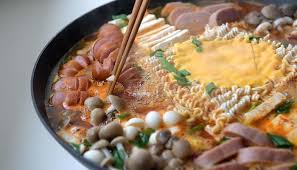 These can be reheated or eaten straight from the packet/container. Korean Army Base Stew The Singapore Women S Weekly
