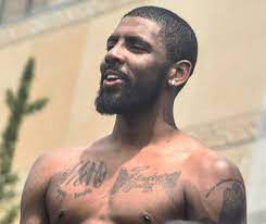 Son of dederick and the late elizabeth irving.has two sisters, londen and asia.his mother passed away when he was 5 years. Kyrie Irving Wikipedia