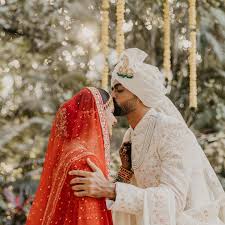 2010'da 19 yaş altı kriket dünya kupası'nda hindistan'ı temsil etti. Jaydev Unadkat On Instagram A Month Of Being Married To You A Long Dream That Is Getting Better Everyday