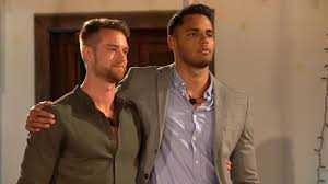 The public's opinion will also matter, and the couple with the strongest chemistry will stand a chance to walk away with r1 million, among other prizes. Love Isand 2021 Single Florian Muss Die Insel Als Erster Kandidat Verlassen