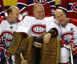 Le canadien veut en finir avec les golden knights. Steve Shutt Kendryden Et Bob Gainey En Tant Qu Invites D Honneur Lors D Un Match Au Centre Bell Con Montreal Canadiens Hockey Hockey Goalie Montreal Canadians