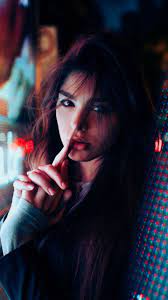 خلفيات بناتيه أجمل خلفيات موبايل للبنات 2021 جمعنا لكم في مجلة الحلوة أحدث وأجمل خلفيات للبنات 2021 ف headshot photography bokeh photography macro photography