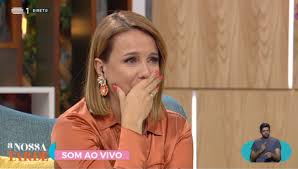 Tânia ribas de oliveira está de volta ao pequeno ecrã após algumas semanas afastada para preparar o seu novo desafio. Tania Desaba Em Lagrimas Na Melhor Entrevista Da Sua Vida