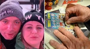 Abbiamo vinto 1 milione al Gratta e Vinci ma la mia fidanzata mi ha  lasciato e vuole tenersi i soldi. È moralmente ingiusto, le ho fatto causa»