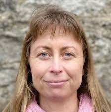 Ann Cheevers's Instagram, Twitter & Facebook