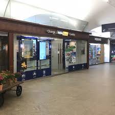 Hello, is there still a currency exchange not an atm at the hamburg hauptbahnhof? Reisebank Ag Dag Hammarskjold Platz 15 20354 Hamburg