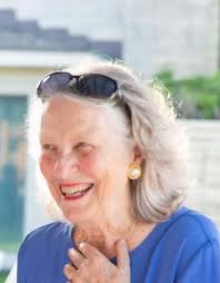 robin perrone.jpg?v=1641652094797