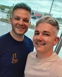 Turning Looks Hair Studio