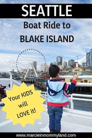 Take A Seattle Argosy Cruise To Kid Friendly Tillicum Excursion Day Trips From Seattle Travel Outfit Adventure Seattle Activities