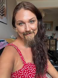 Angela Chatfield's Instagram, Twitter & Facebook